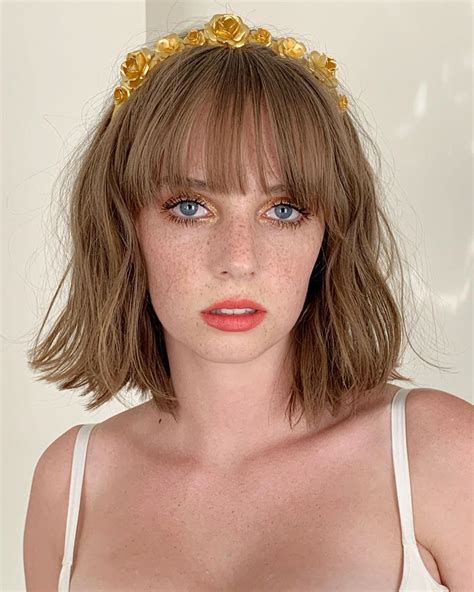 Maya Hawke Sucking And Fuck Like A Horny Slut